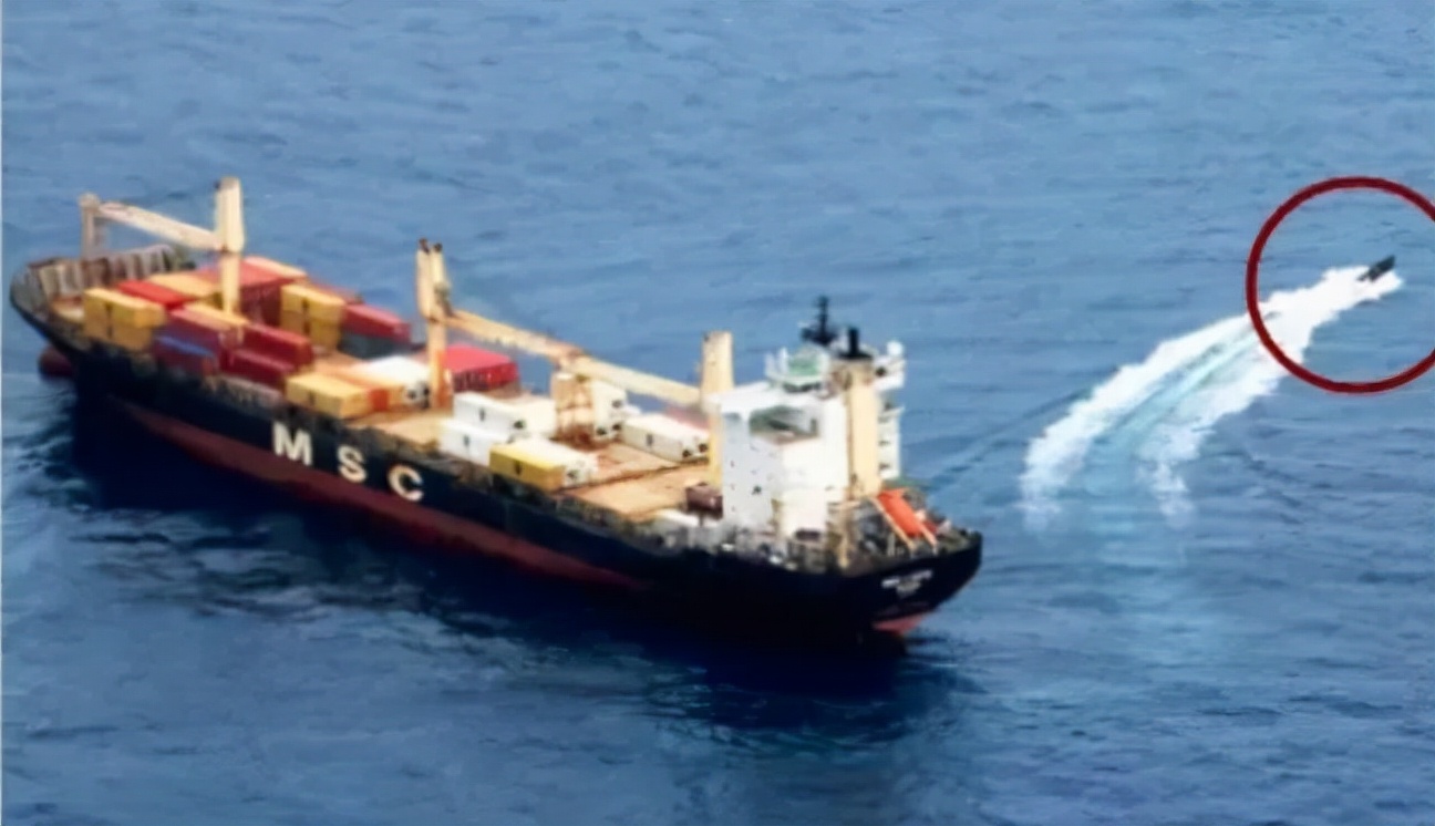 被海盗抢的中国船只,被海盗抢走的船出现在船厂