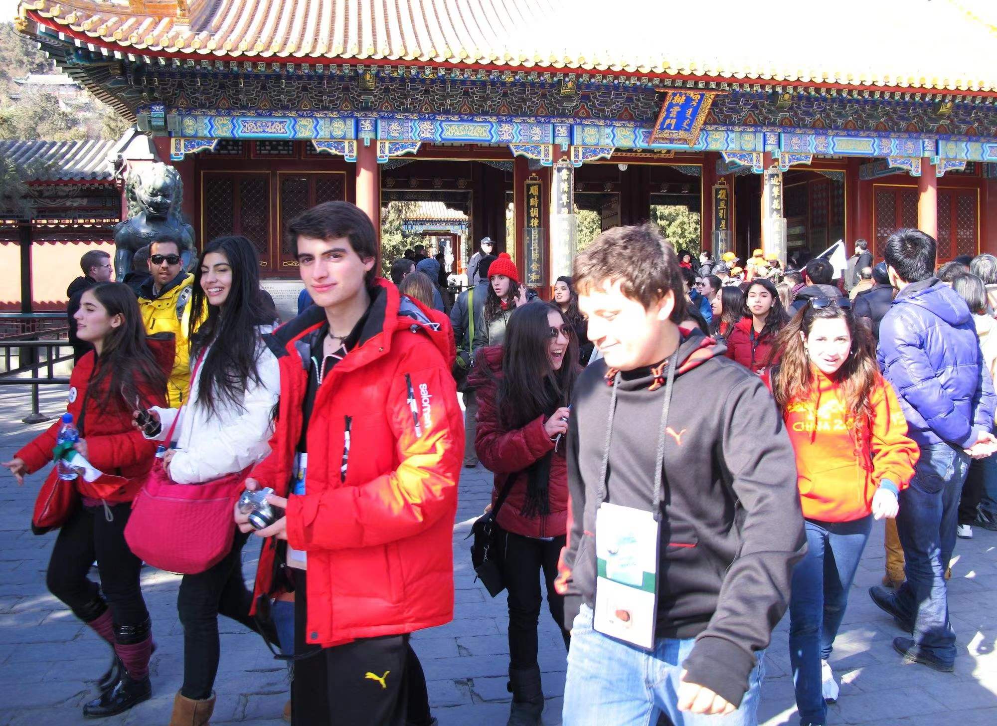 引起热议耗资34亿建造的鸟巢,当年修建鸟巢花了34亿