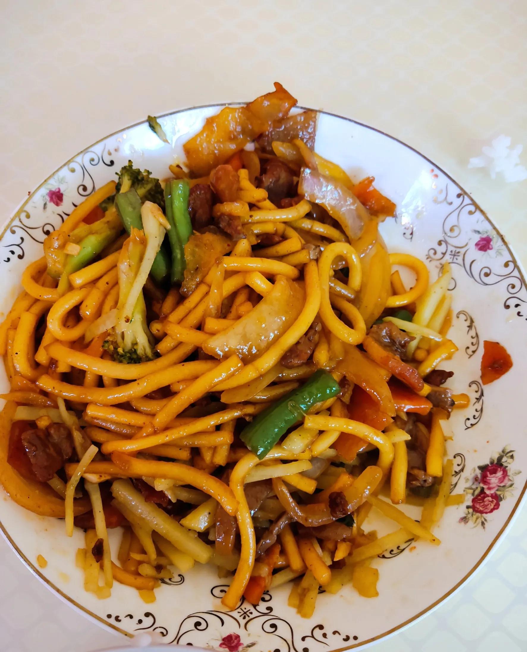 有特色的一锅烩,杂烩一大锅