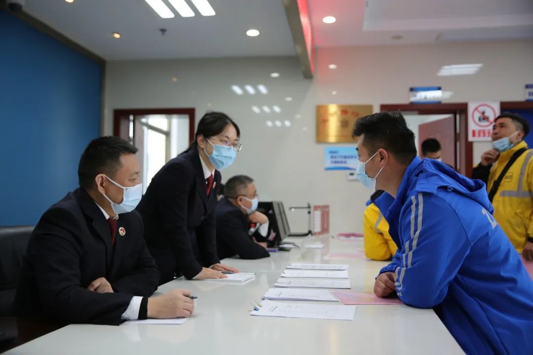 第50次检察开放日丨快递小哥来打卡！