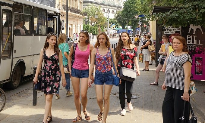 真实的乌克兰现状，色情大国还盛产美女，为何还是这么穷.