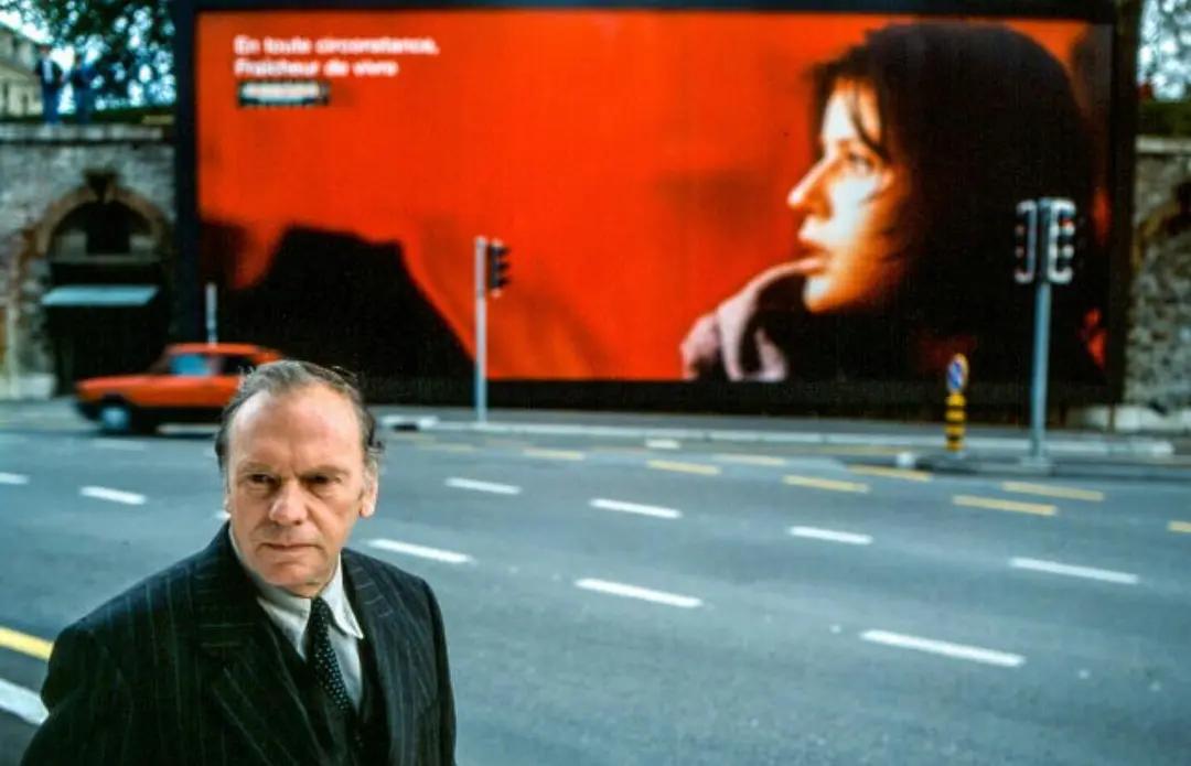 27岁女星意外去世疑吃饭被噎死,这些年因意外死亡的女星