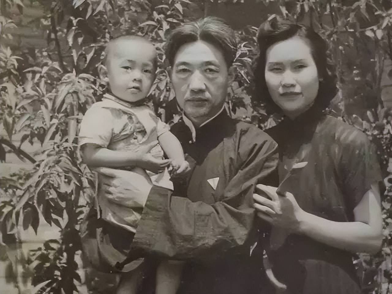 搞艺术的男人性格,搞艺术的人多情