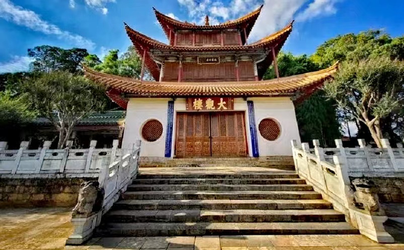 昆明旅游必去十大景点有哪些,昆明市区必玩旅游景点排名前十