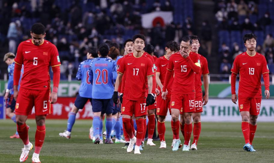 2022决赛中国女足令人泪奔瞬间,朝鲜女足获胜热泪盈眶