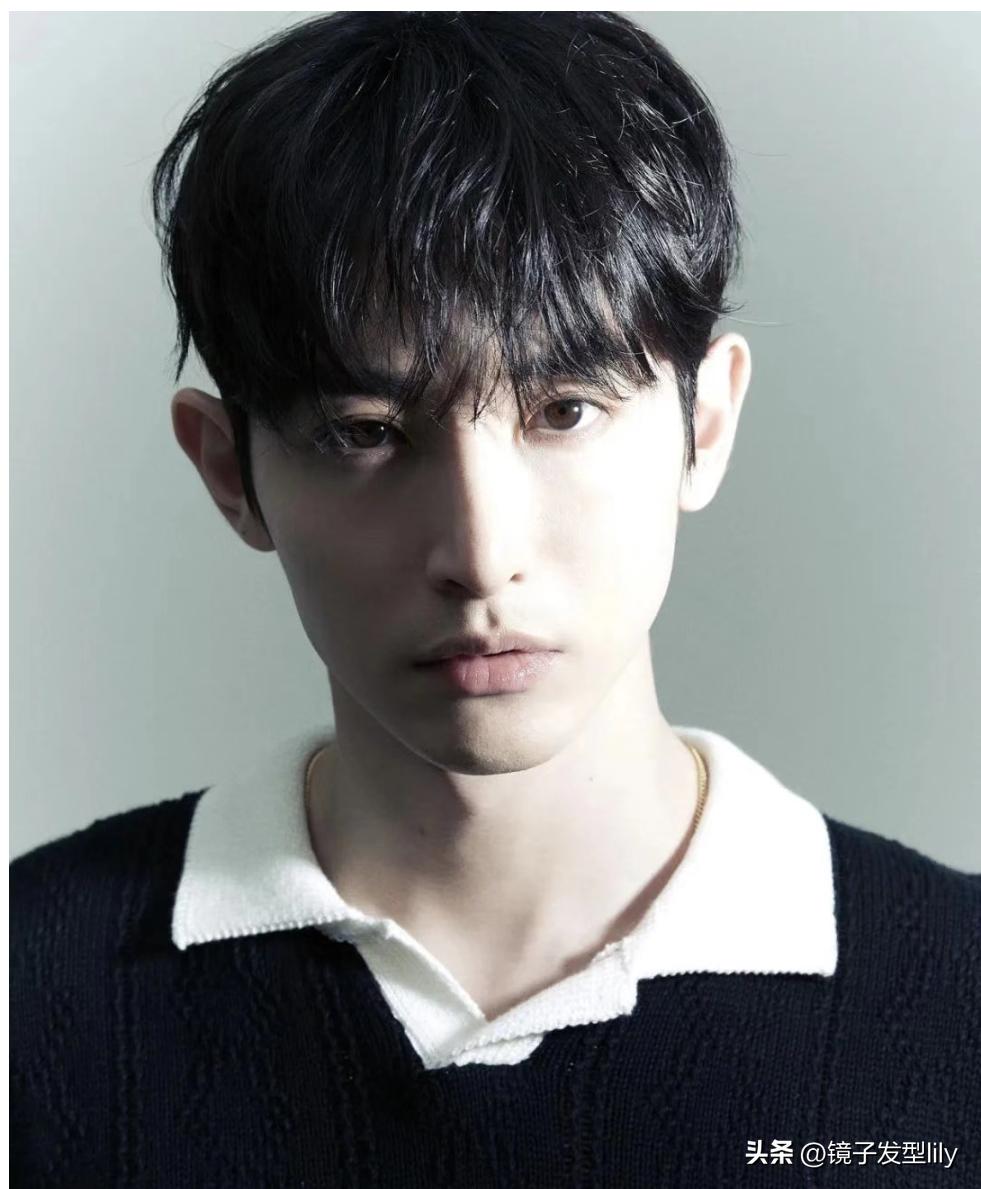 男款发型2020流行发型烫发,最新款烫头发型推荐男士