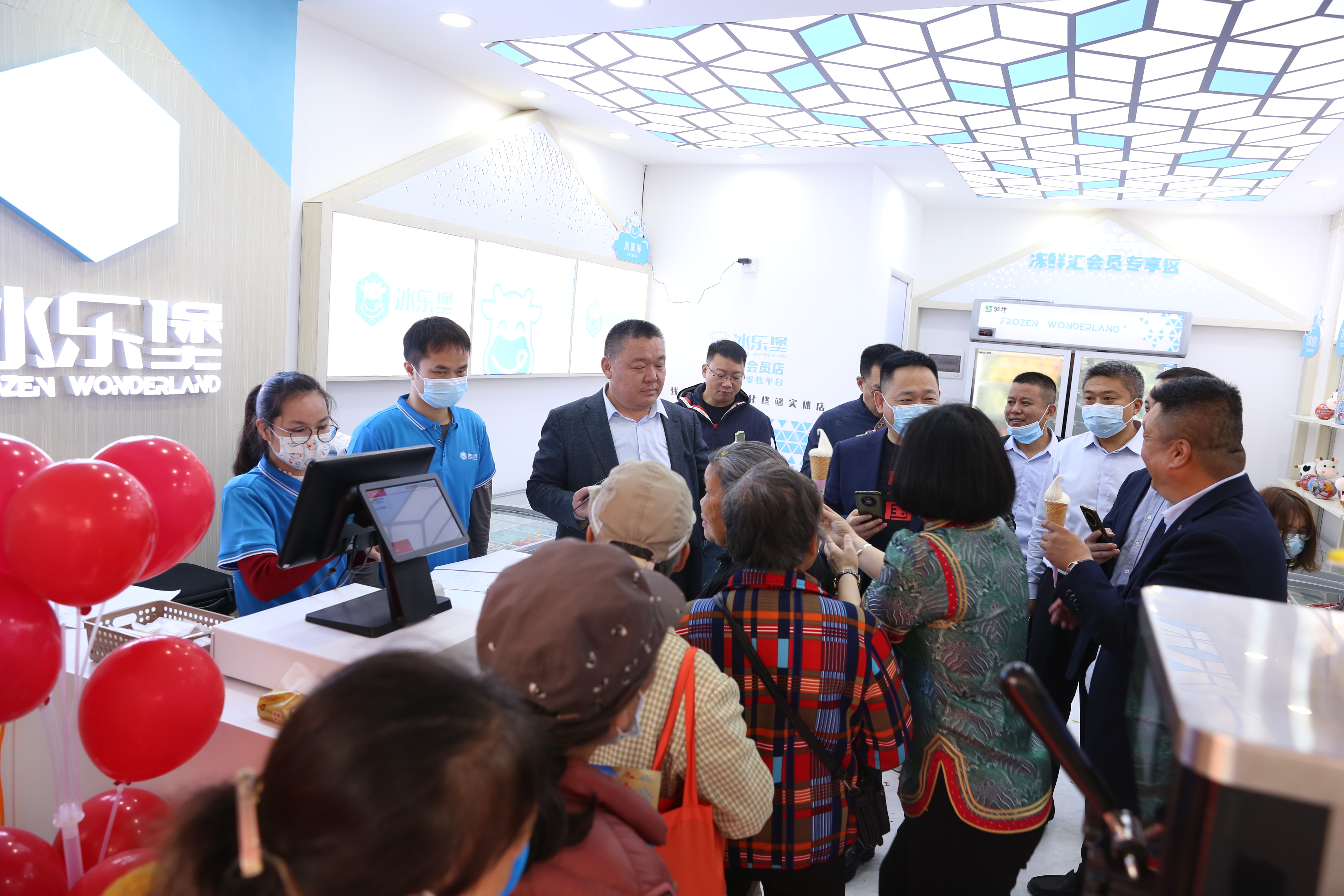 打通社区服务最后一公里,打通服务社区居民的最后一公里