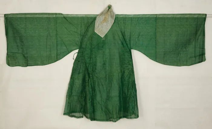 穿错衣服是违法的吗,穿错了衣服有什么后果