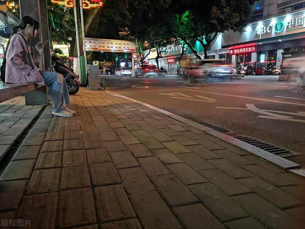 没钱没工作走投无路怎么办电视剧,没钱没工作走投无路怎么办