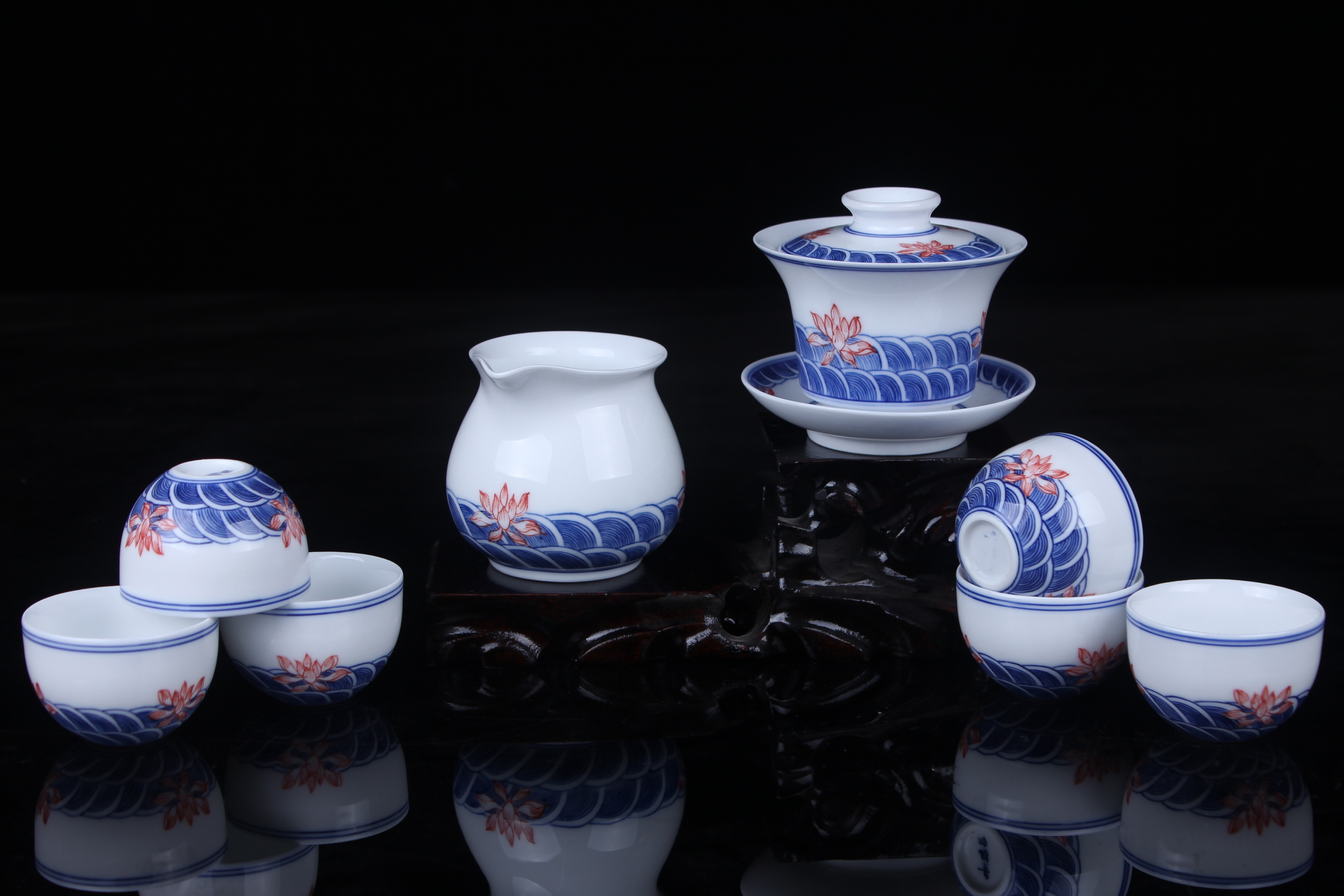 瓷器贴花和手工画区别,瓷器手工跟贴花的区别