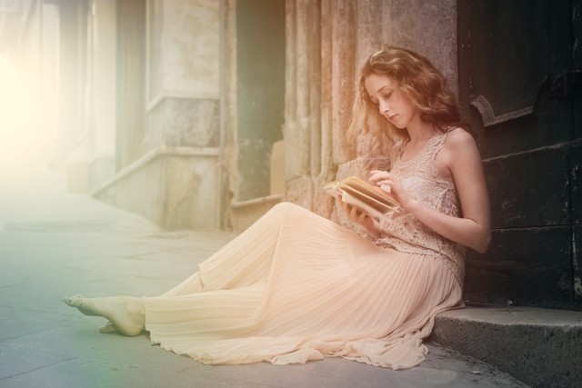 想撩一个女生刚开始怎么说,想撩到中年女人抓住这三个要点