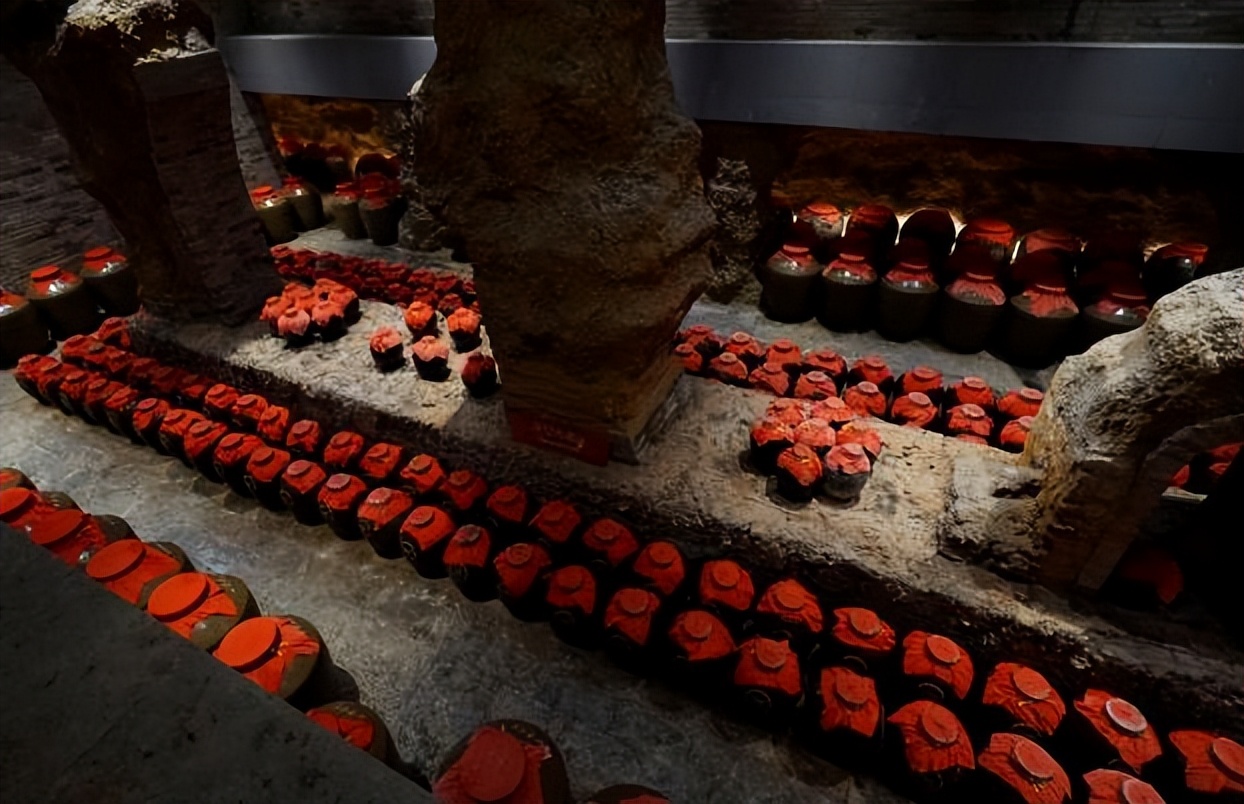 古井贡酒老酒收藏价值,古井贡酒年份原浆收藏版