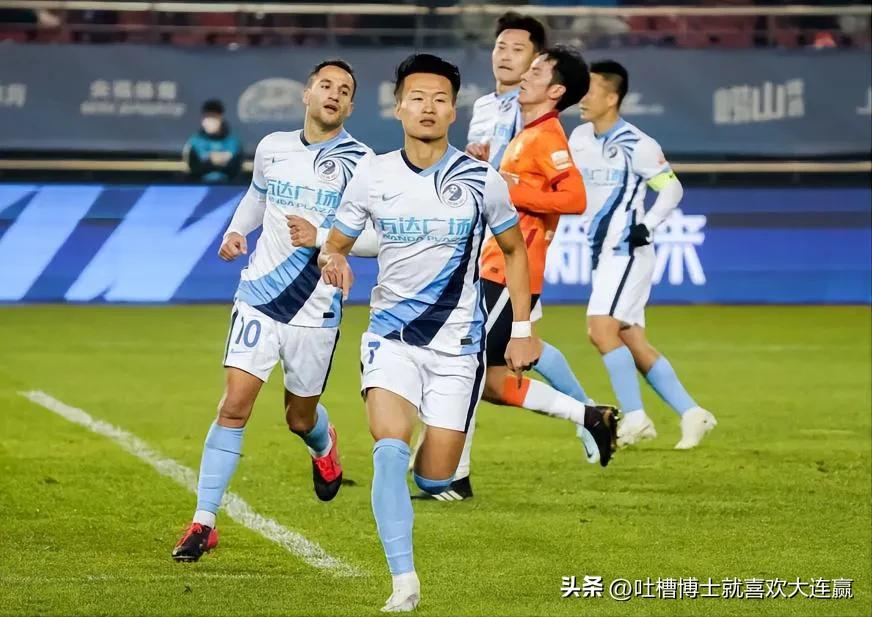 林良铭对大连一方,大连人队林良铭梅开二度