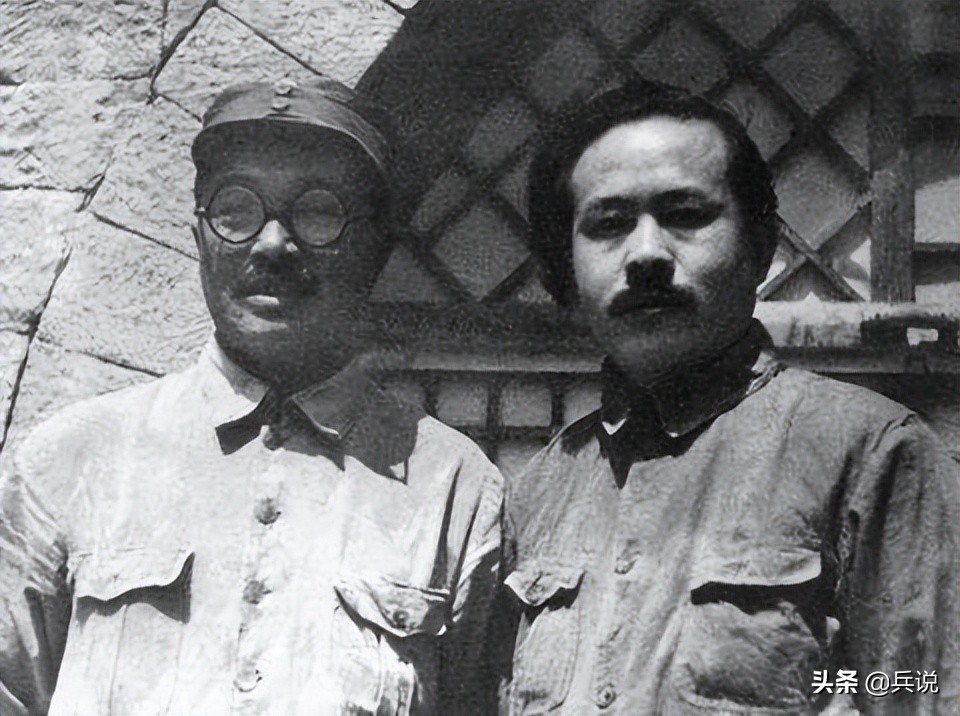 彭德怀与贺龙比较：一个元帅排第二，一人排第五，区别何在？