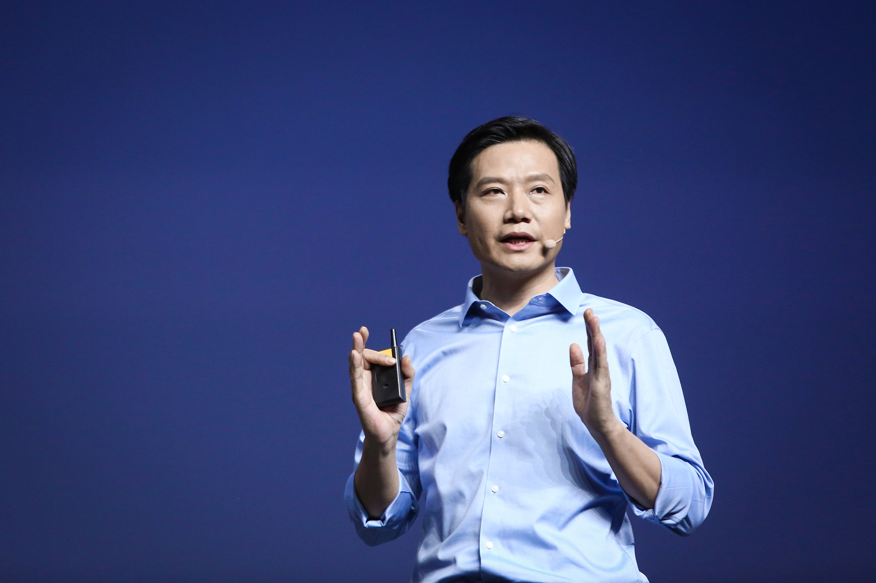 雷军谈12部小米手机米粉节,雷军发布会回馈第一批米粉