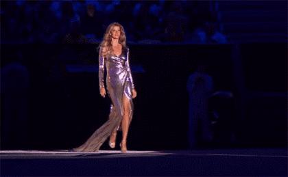 一步45万美金,小李子念念不忘的国际超模,也受不了丧偶式带娃