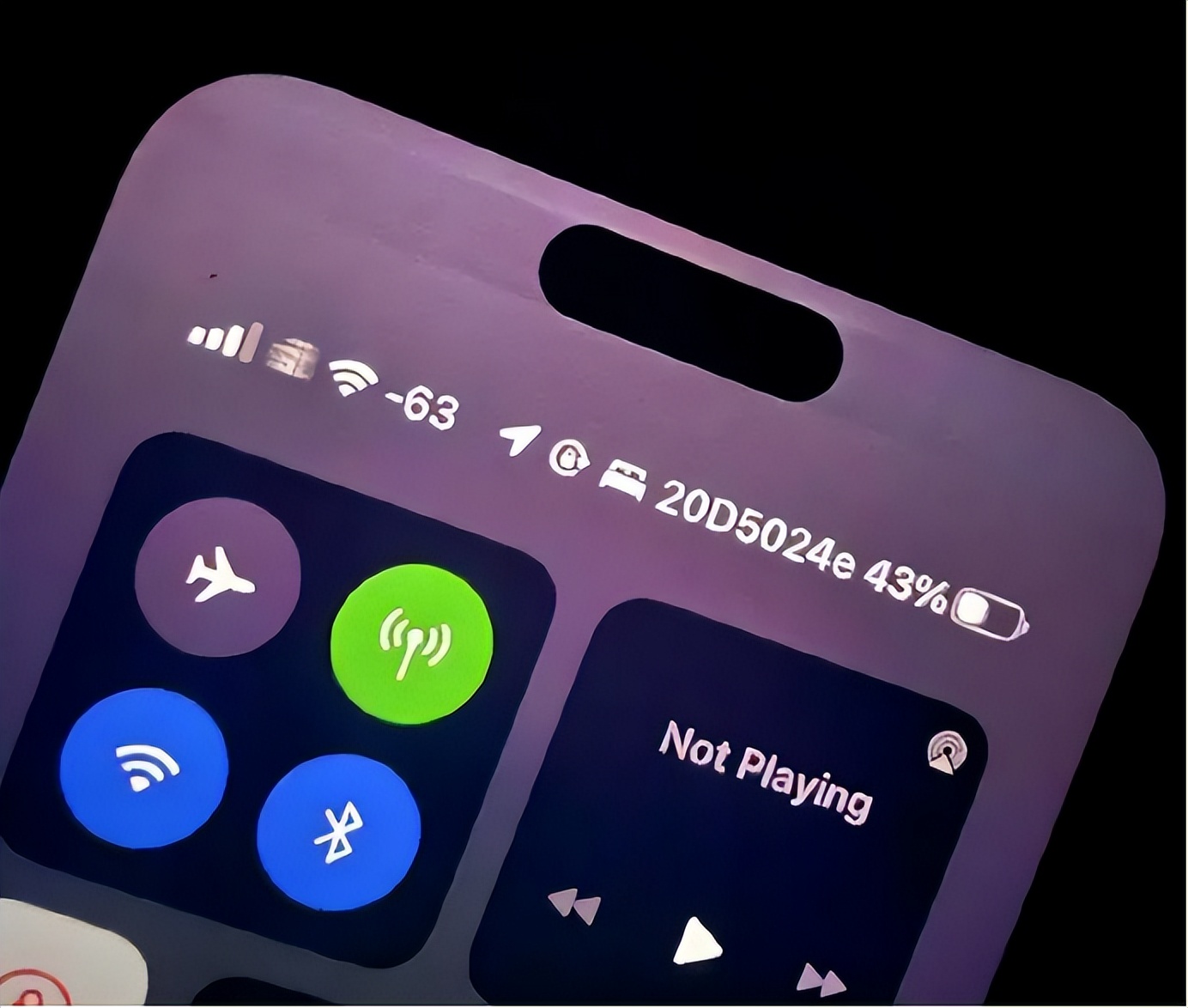 苹果开倒车，iPhone14Pro烧屏问题无解！或许可以学习小米11售后