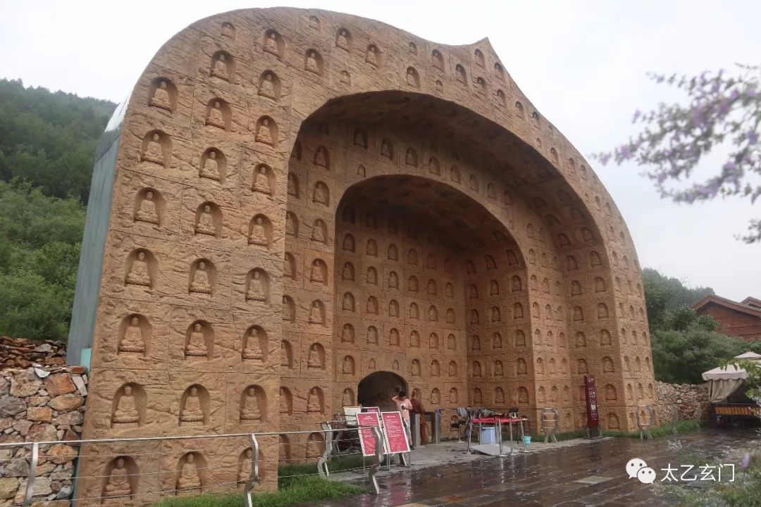 北京八奇洞显圣龙潭,最近发现的最大溶洞