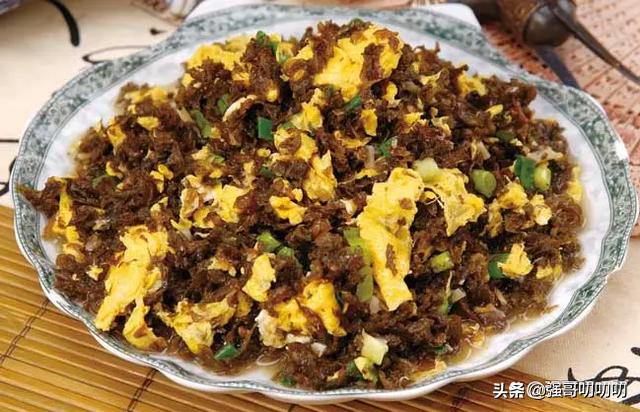 雨后山上的地皮菜学名叫啥,野生地皮菜几月份成熟