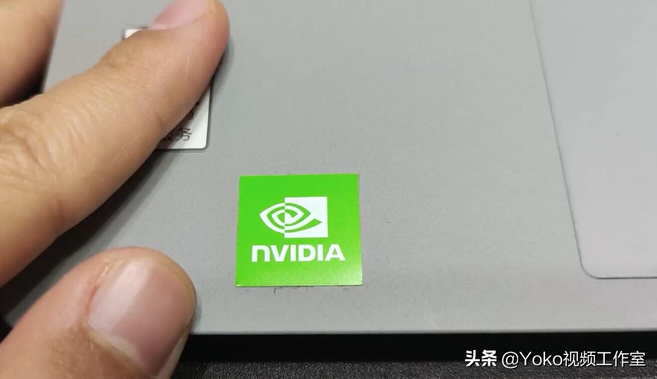 玩游戏的笔记本电脑选哪个好,学生电脑选轻薄本还是游戏本