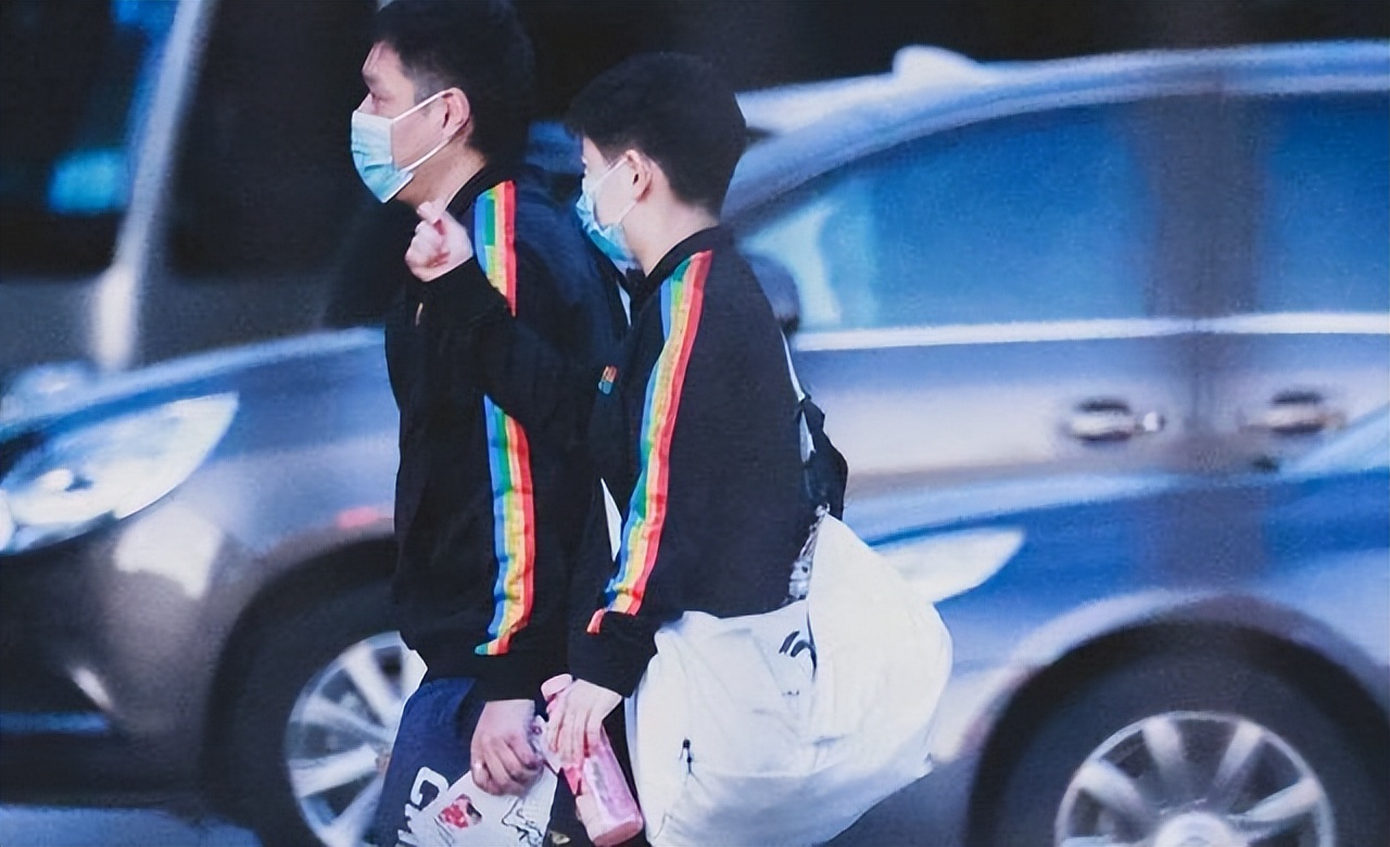 孙颖莎教练邱贻可评价孙颖莎,邱贻可孙颖莎初次见面