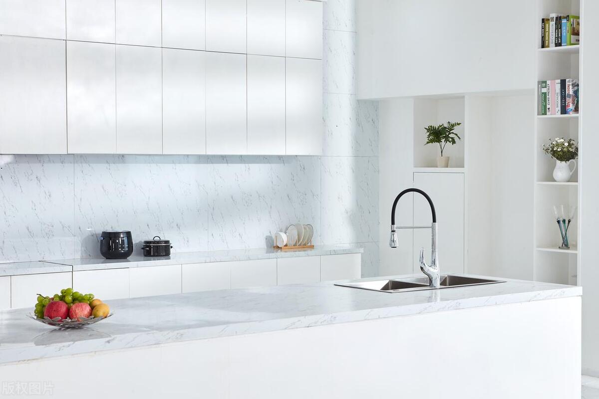 工装定制异形家具工厂,家具定制厂家怎么找