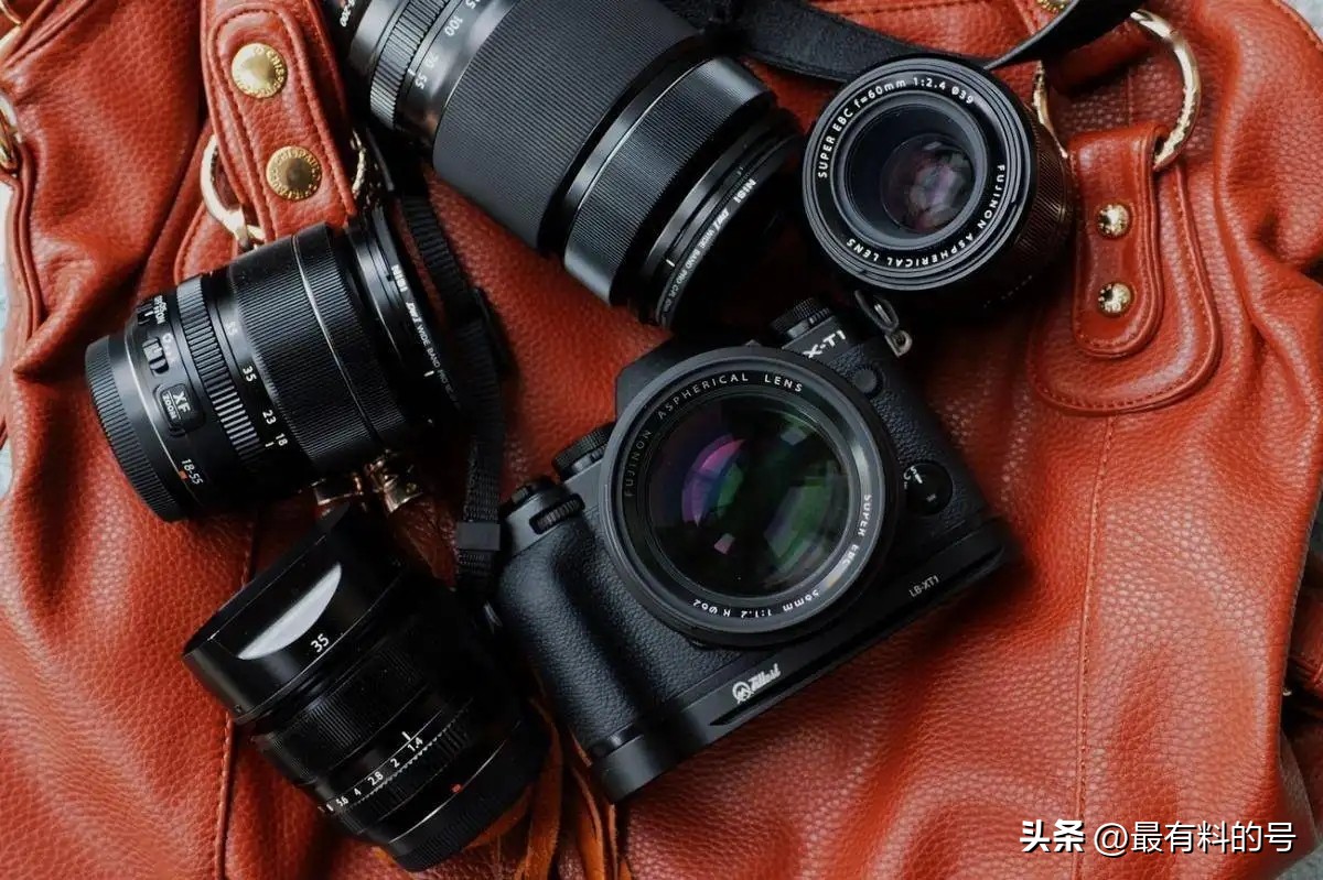 入门级微单和高端单反选哪个,微单和单反的区别哪个更值得购买