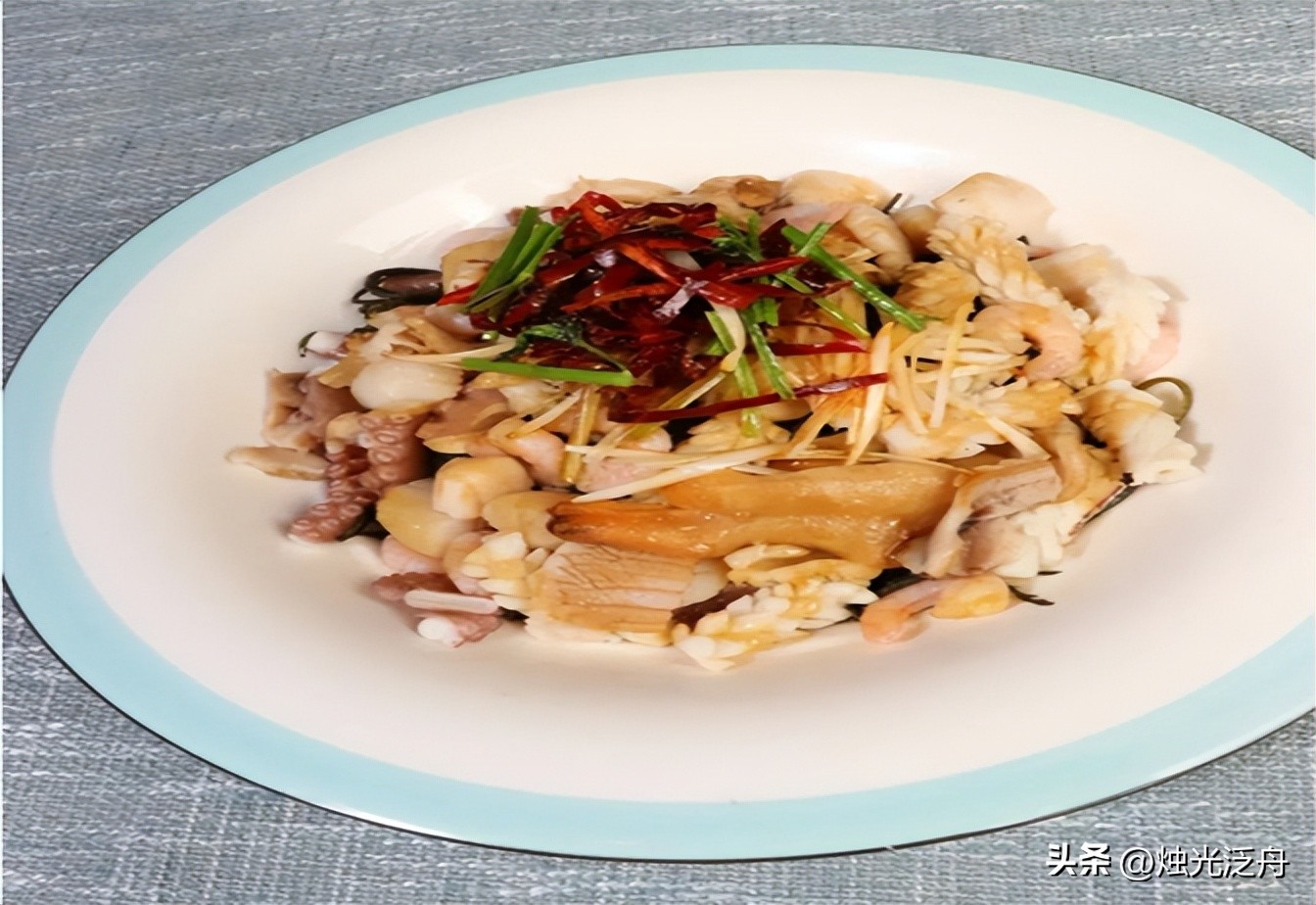 家庭版甲鱼炒鸡做法,笋干烧生态甲鱼饭店做法