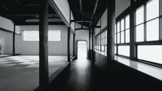 杭州夫妻花百亿做城堡,杭州夫妻自建庭院