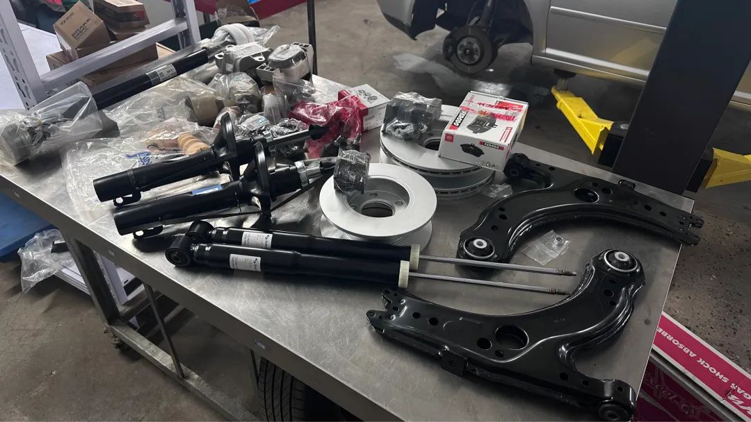 翻新高尔夫6代,帮老大爷改装