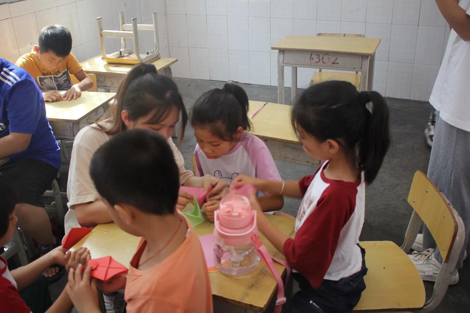 湖北二师艺愿支教西南行--见面第一课，梦想扬帆起航