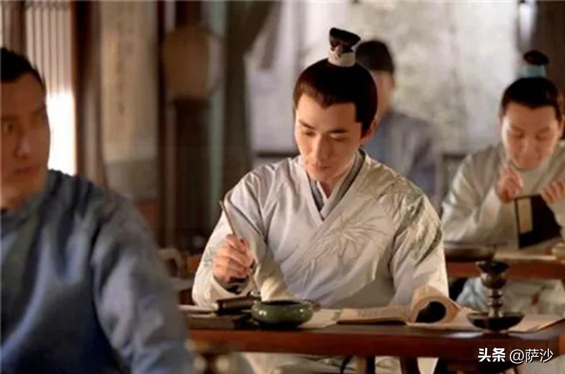 穷秀才究竟有钱还是没钱？1905年9月2日清朝废除科举制