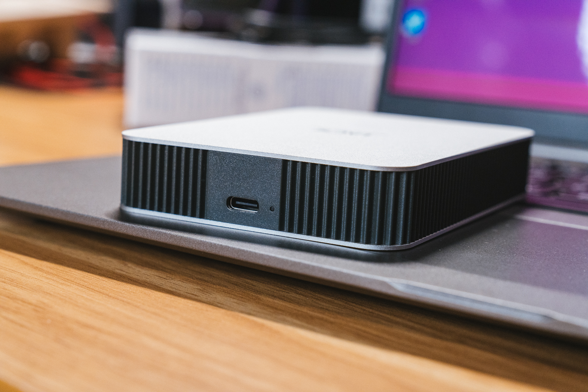 种草的翻包文化，好物实用至上：我的通勤实用主义EDC都有些啥？