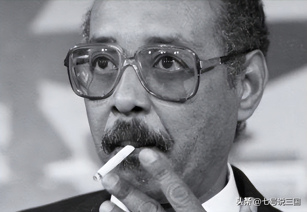 全球仅剩的两个殖民地,世界上最后一个独立的殖民地