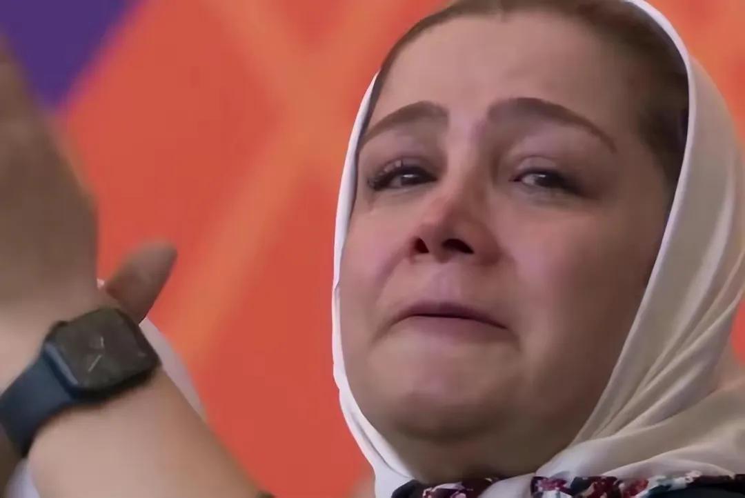 伊朗硬汉,伊朗球员不唱国歌回去会怎样