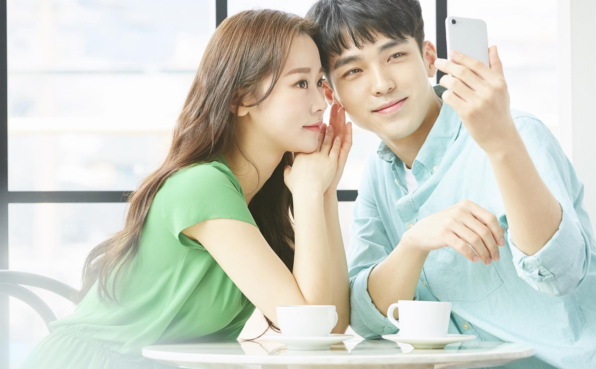 同学群不说话的人,同学群里不退群也不说话