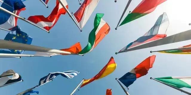 出国旅游如何办国际驾照,中国人出国怎么用国际驾照