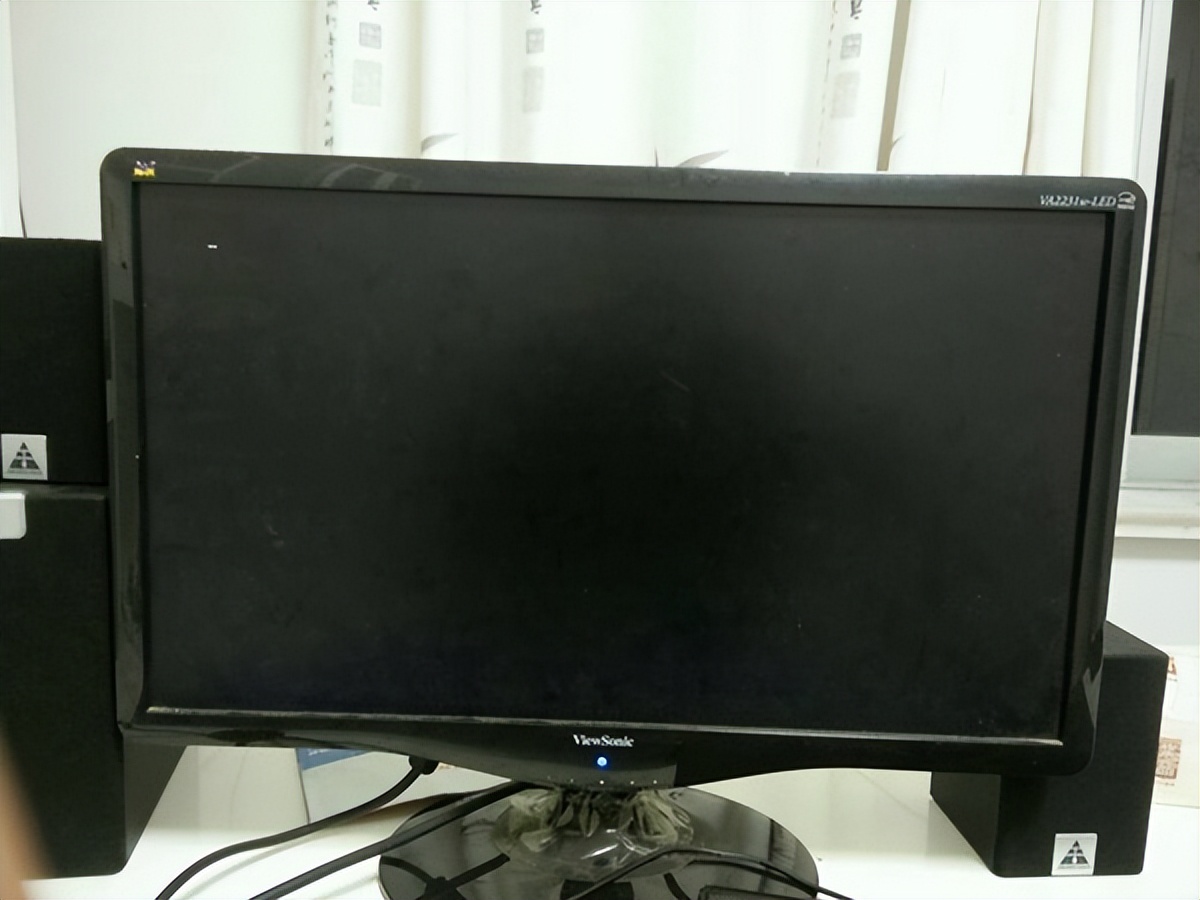 电脑黑屏开机慢怎么办,电脑开机后黑屏怎么办简单方法