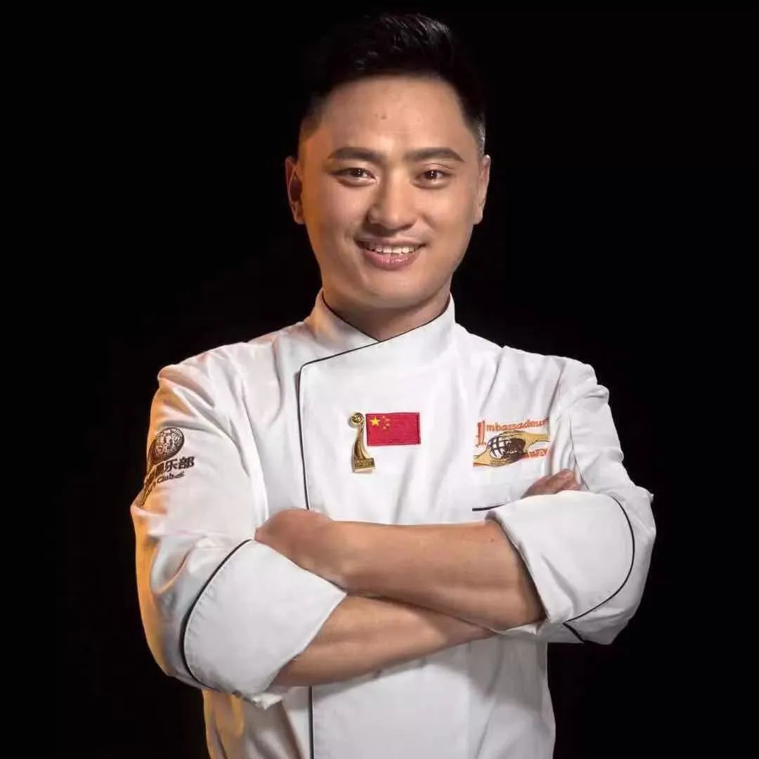 记独家采访|他是烘焙罗宾汉！有情、有味、乐分享！