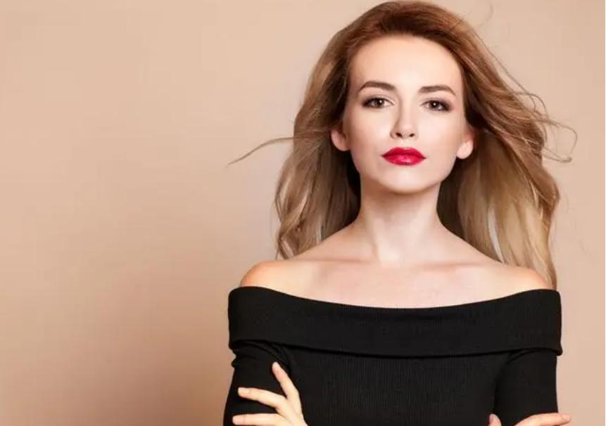 测量了319位中国女性外阴的整形医生