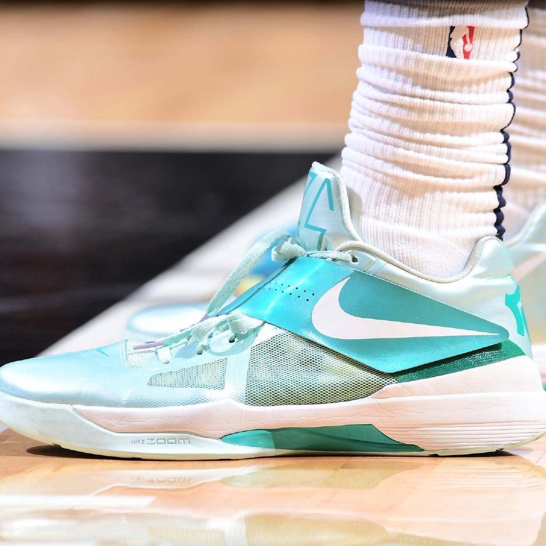 杜兰特单场得分创赛季新高 (杜兰特新赛季高光集锦)