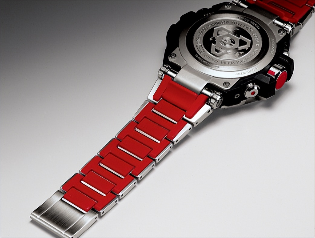 卡西欧gshock金属进化,卡西欧gshock黑金男表