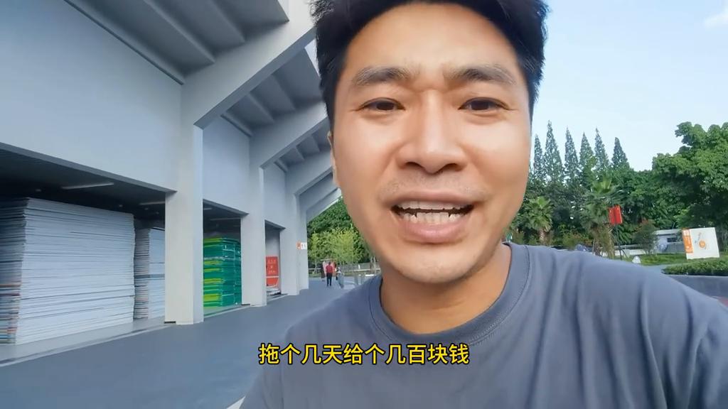 外卖小哥买下车行,外卖小哥直接买了辆车