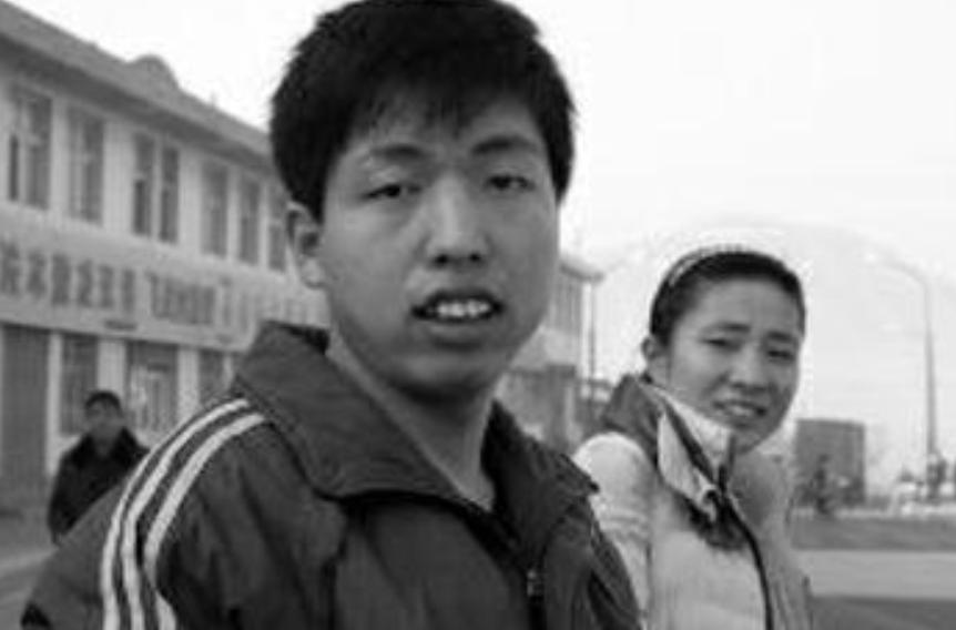 当年，那个2岁确诊脑瘫，10岁才读一年级的山西男孩，后来怎样了