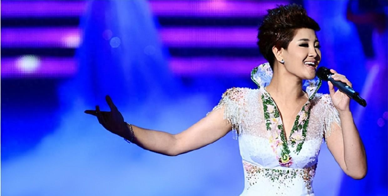 歌手降央卓玛现状,降央卓玛生了几个娃