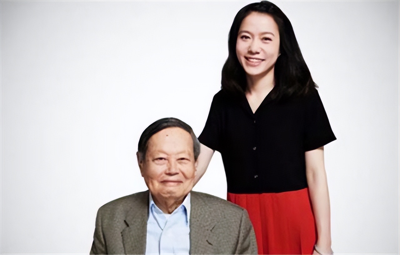 翁帆28岁嫁给82岁杨振宁的原因,杨振宁哪年娶的28岁翁帆