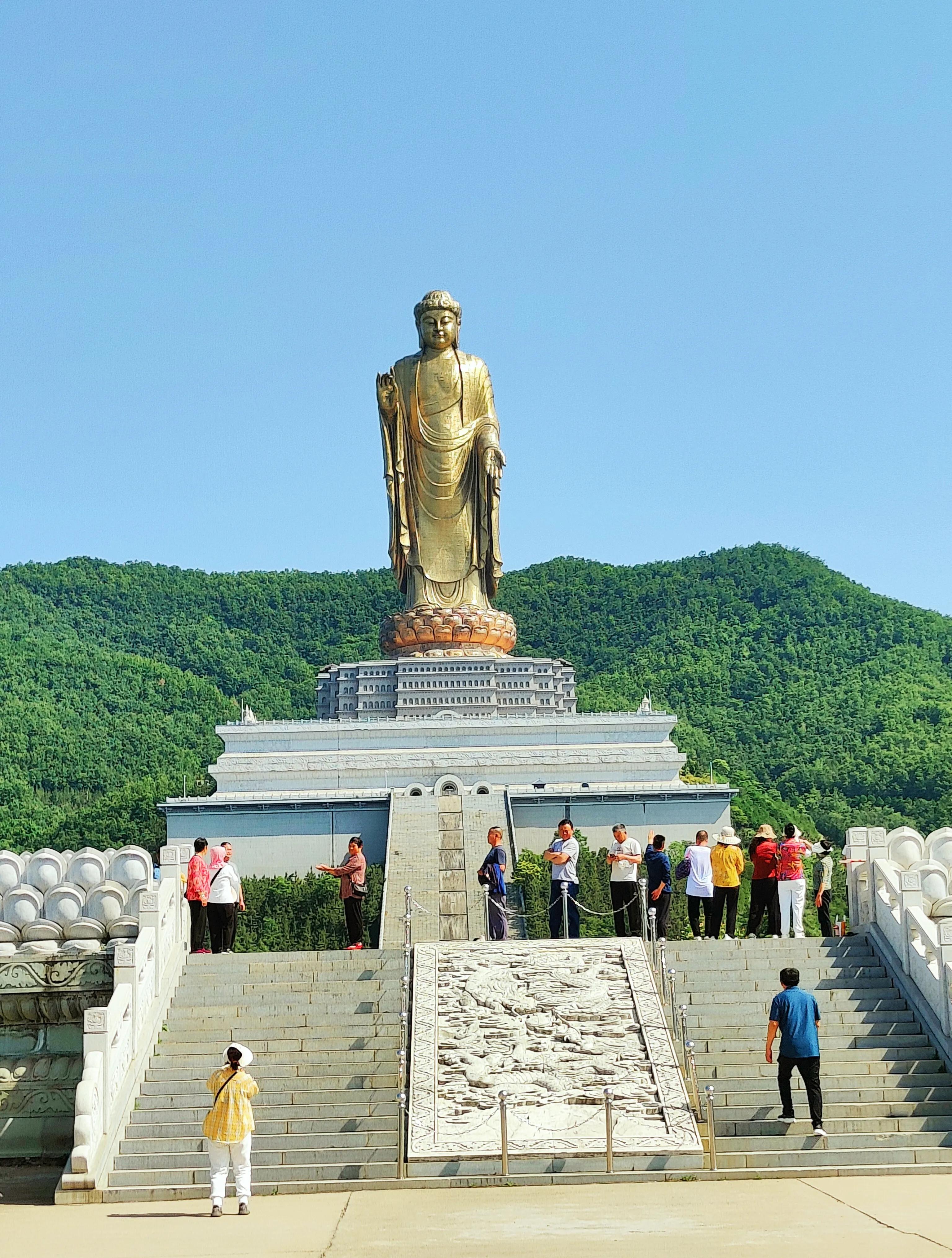鲁山中原大佛,河南鲁山中原大佛