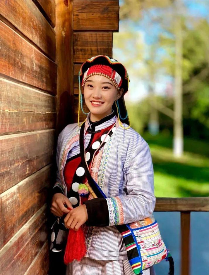 傈僳族刀山火海表演,傈僳族刀山火海是真的么