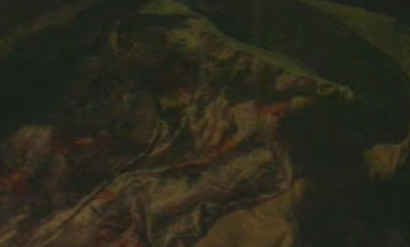 公公霸占儿媳6年，当着儿子的面行苟且之事，儿媳做法令人不解