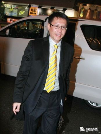 李嘉欣晒住院照评论,李嘉欣急救内情曝光